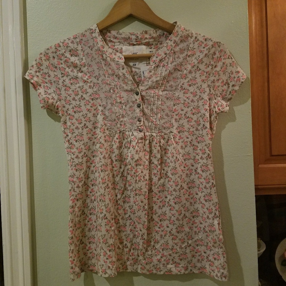 H&M floral shirt